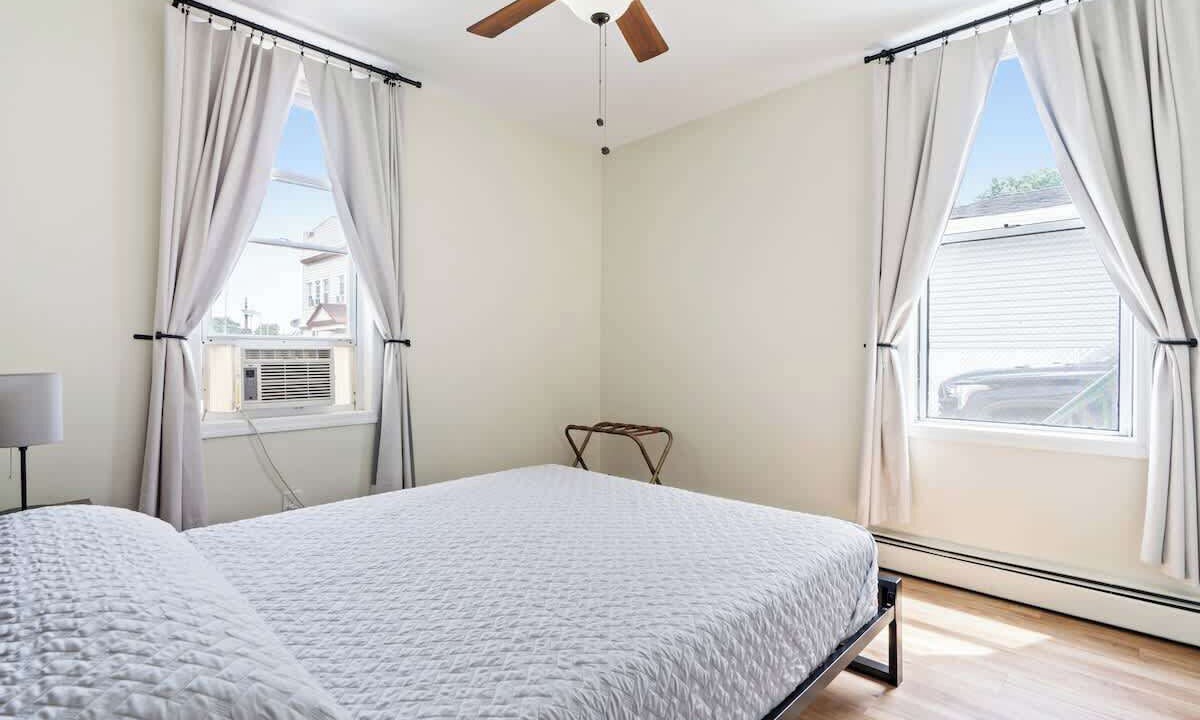 Photo of Bedroom in North Bergen