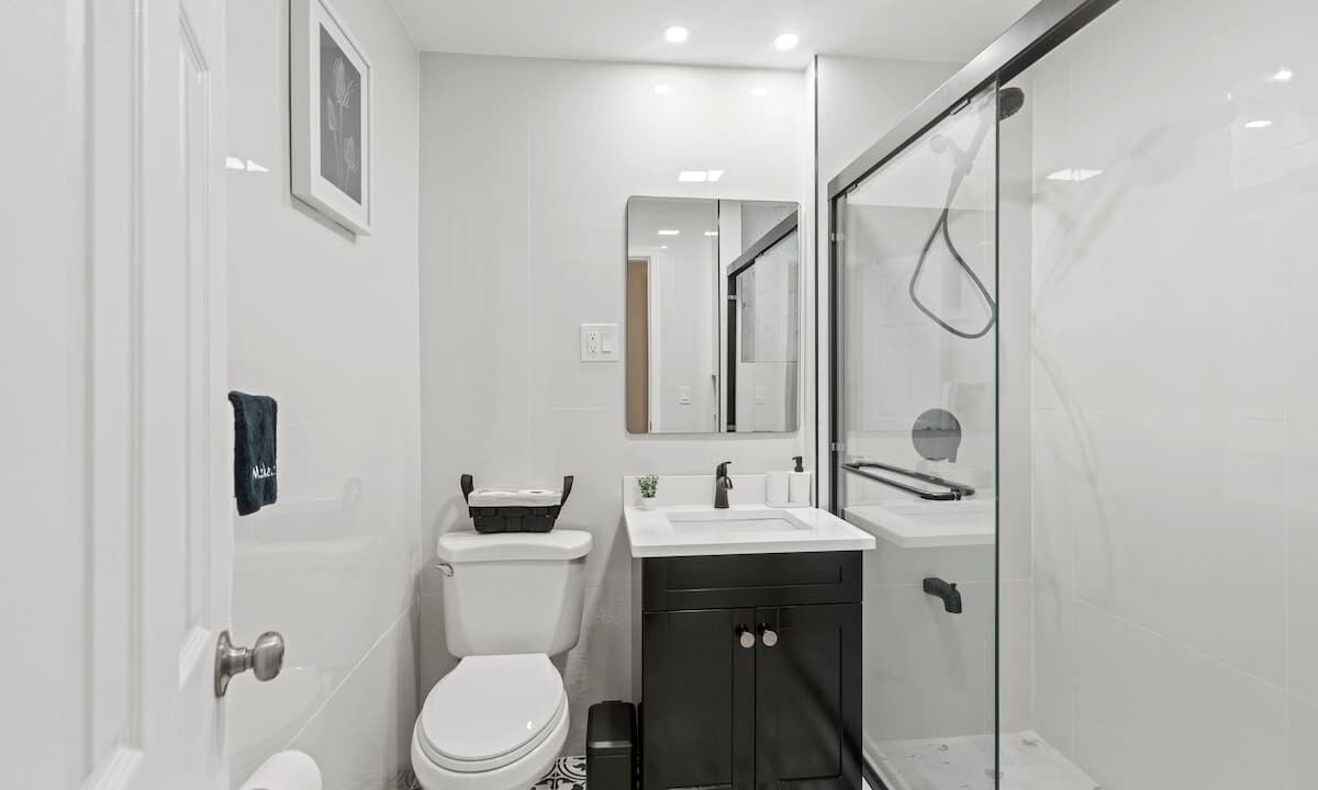 Photo of Bathroom in North Bergen