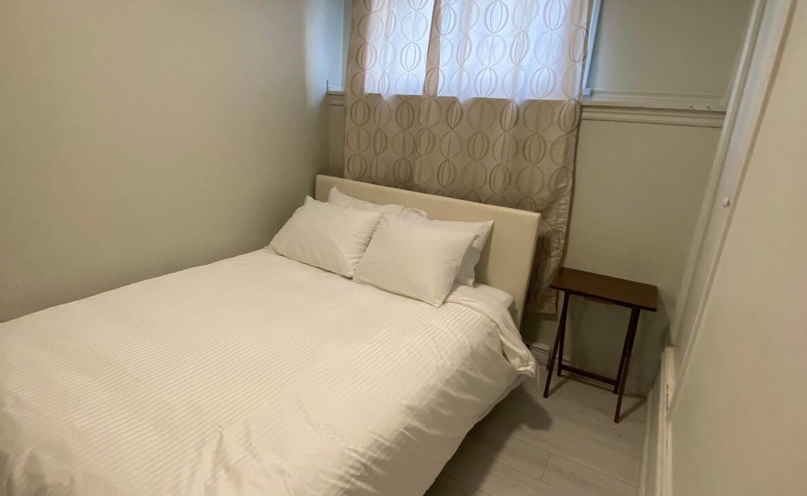 Photo of Bedroom in Rouyn-Noranda