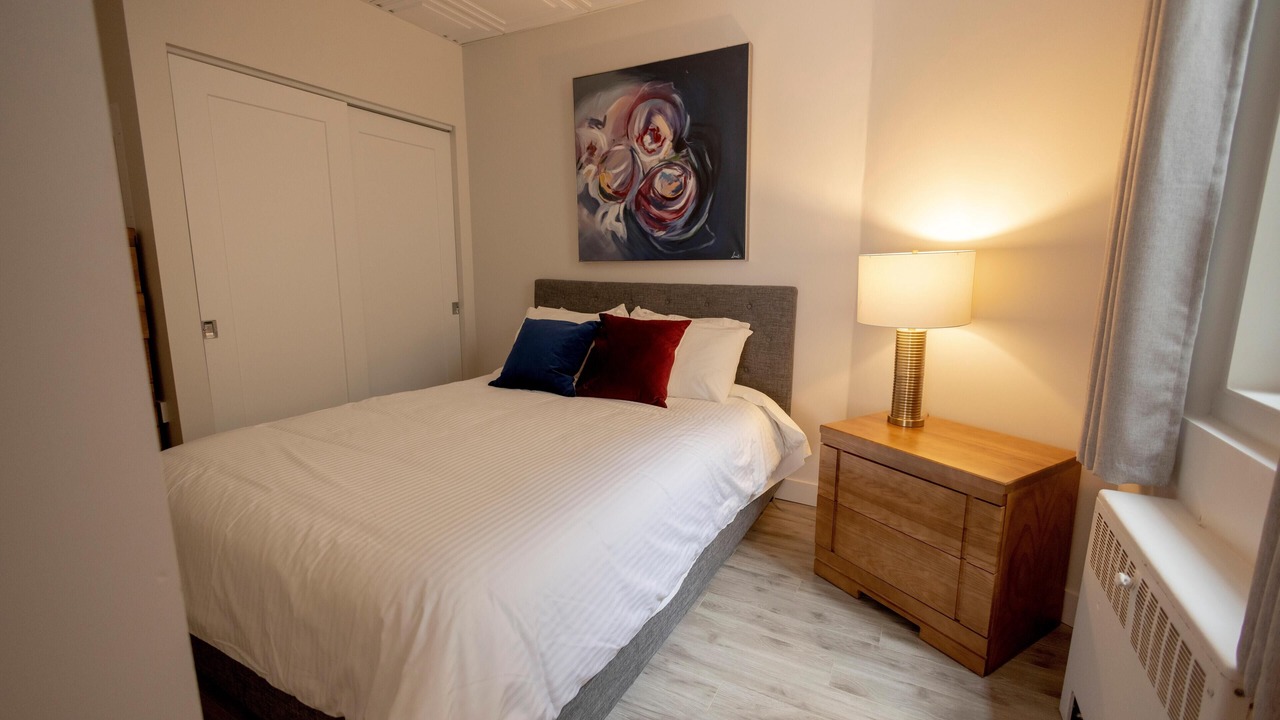 Photo of Bedroom in Rouyn-Noranda