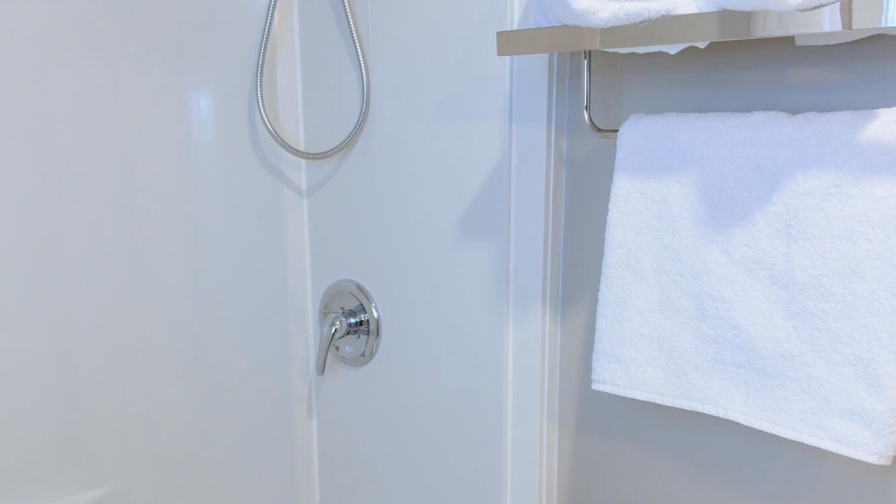 Photo of Bathroom in Rouyn-Noranda