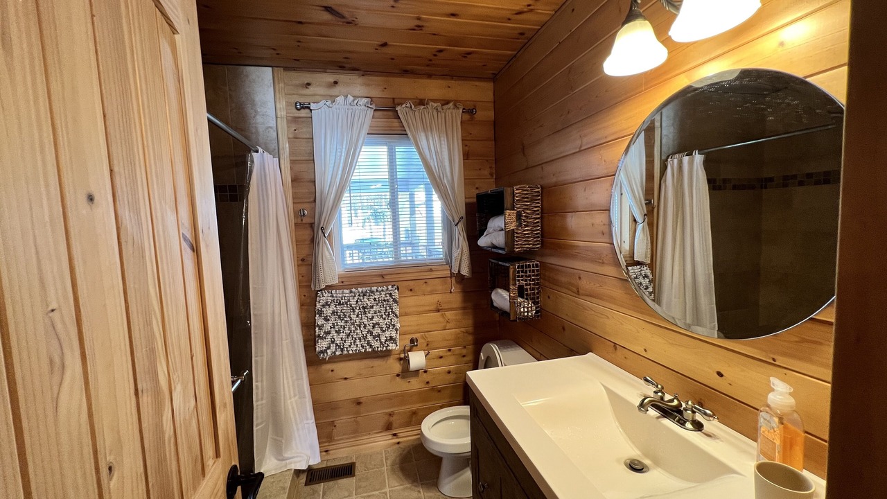 Photo of Bathroom in Bishop Corners