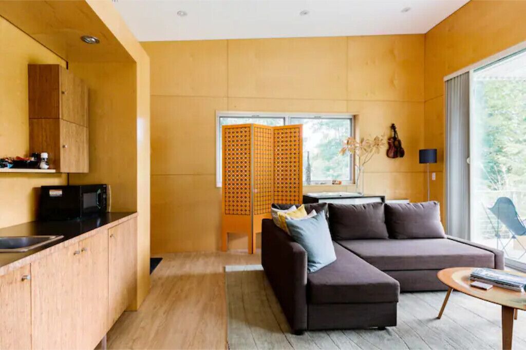 Photo of Livingroom in Guilford