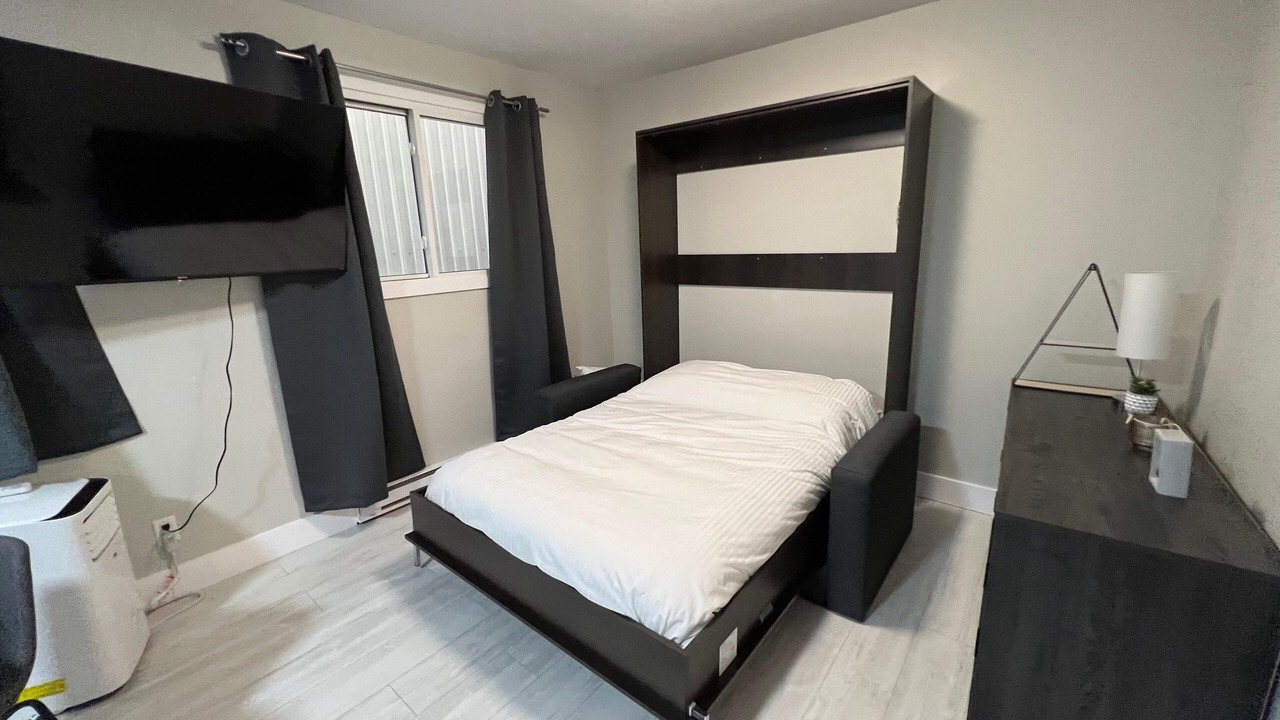Photo of Bedroom in Rouyn-Noranda