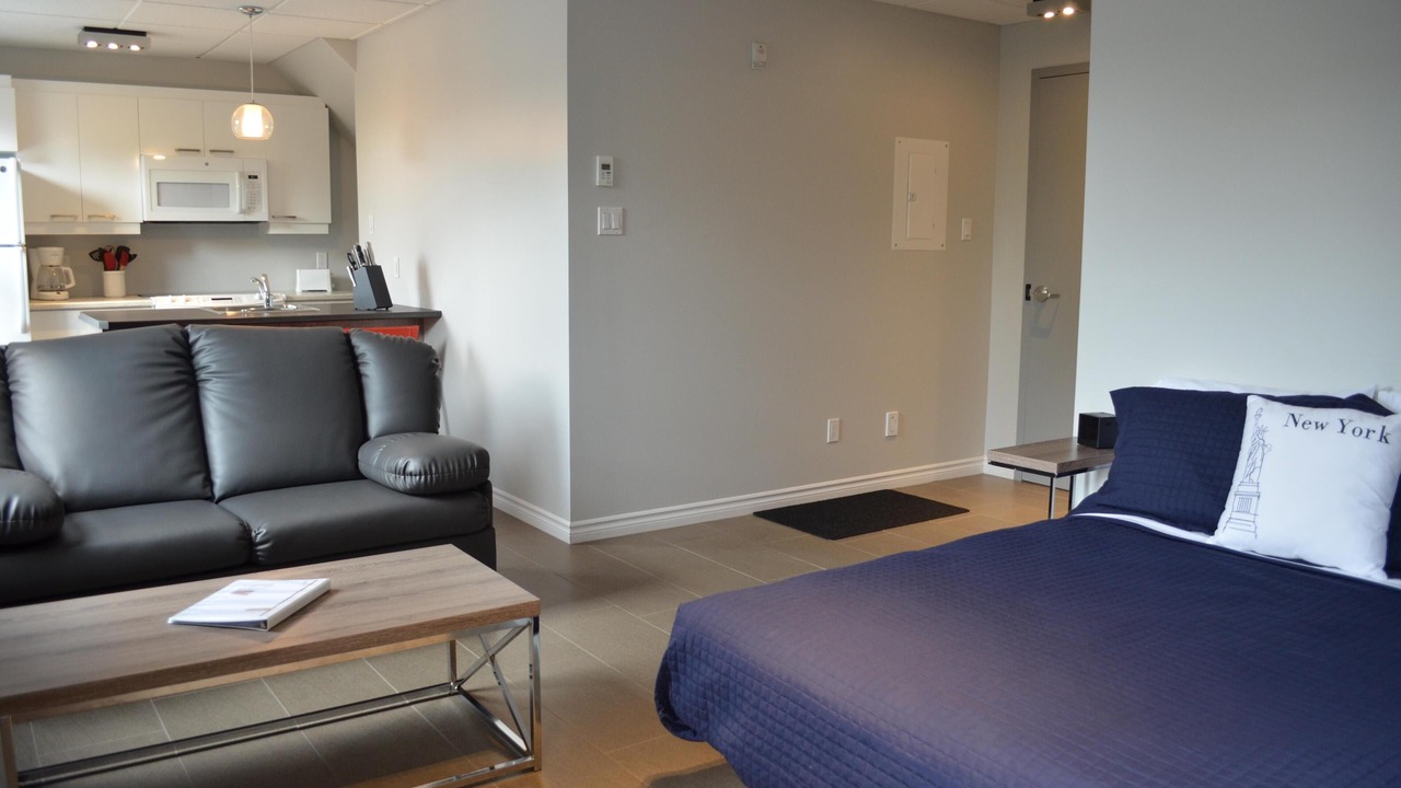 Photo of Bedroom in Rouyn-Noranda