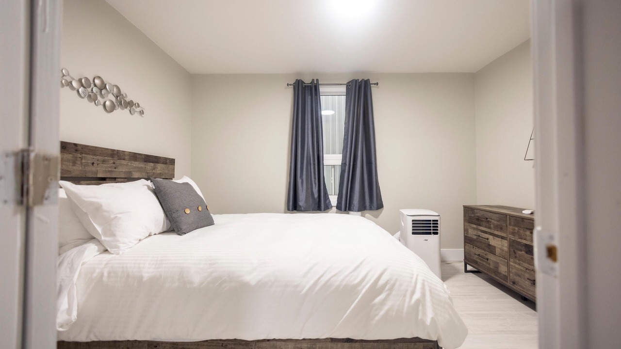 Photo of Bedroom in Rouyn-Noranda