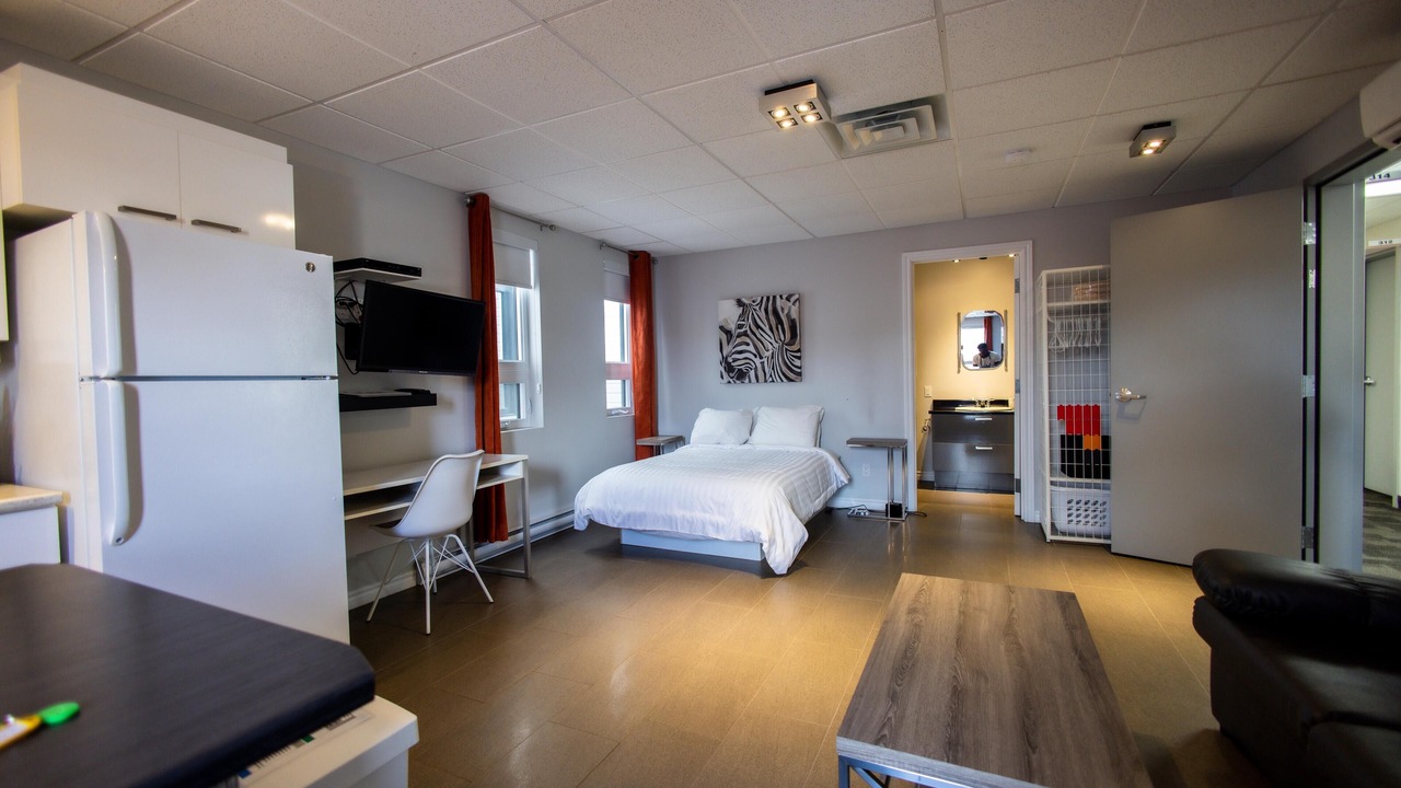 Photo of Bedroom in Rouyn-Noranda