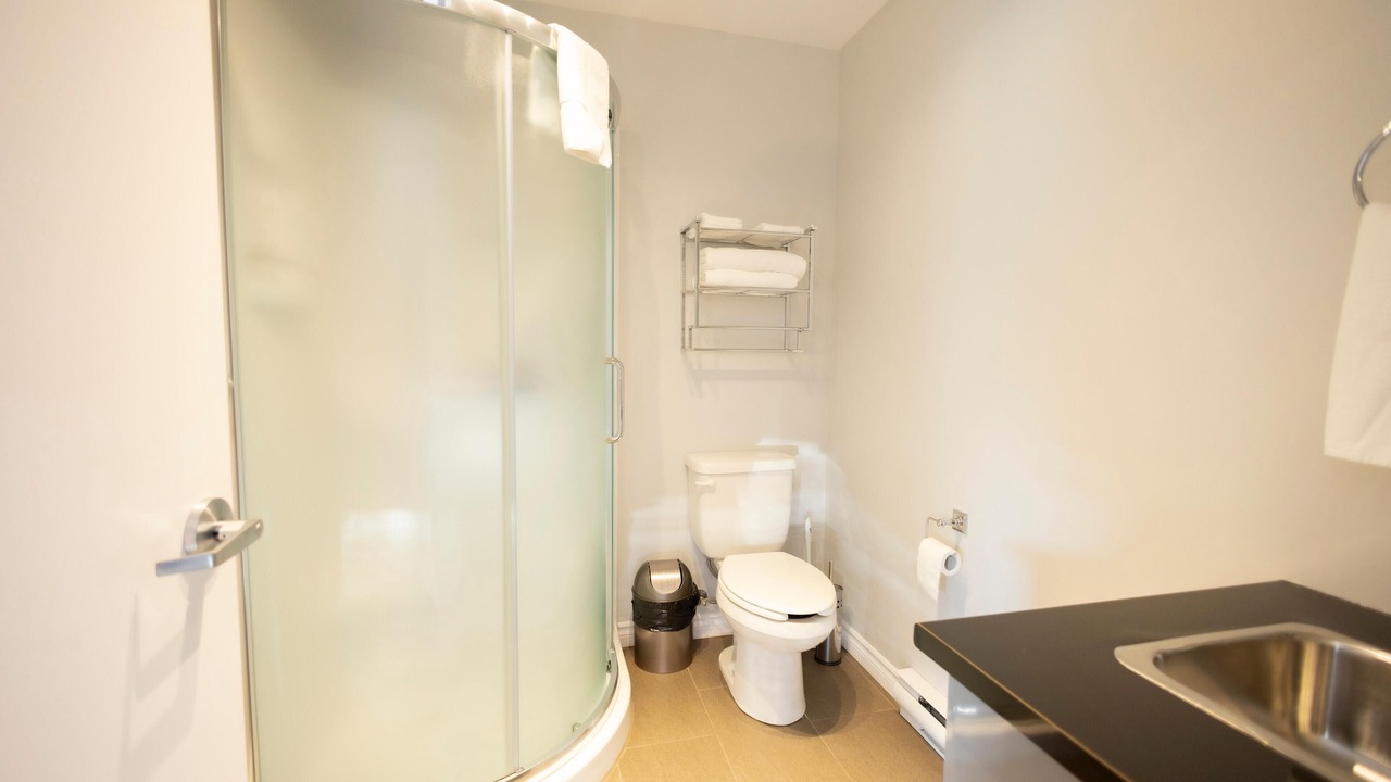 Photo of Bathroom in Rouyn-Noranda