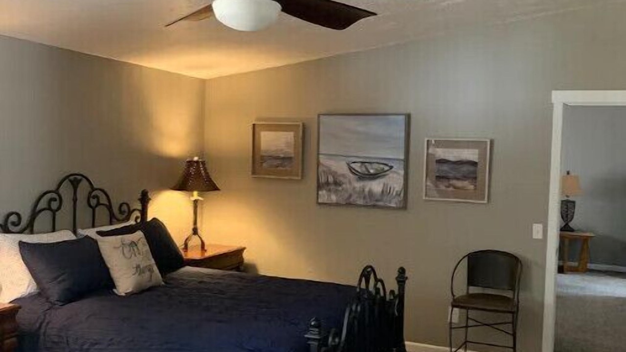 Photo of Bedroom in Deschutes River Woods