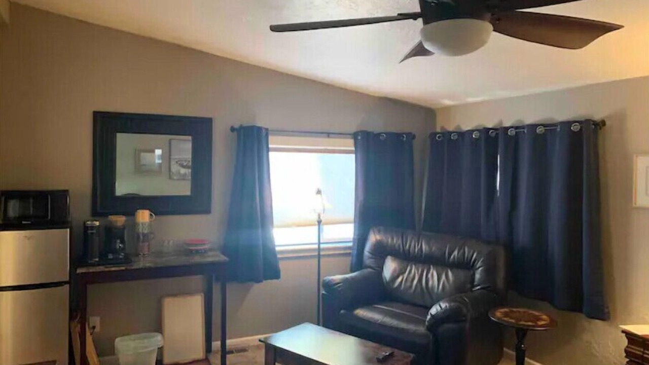 Photo of Livingroom in Deschutes River Woods