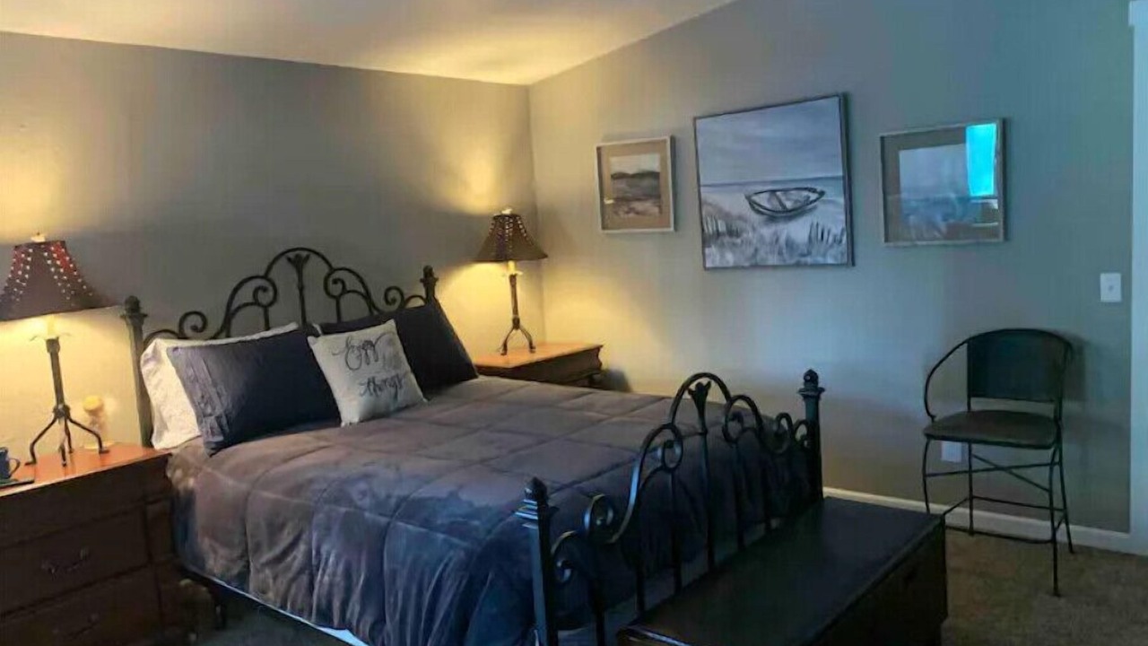 Photo of Bedroom in Deschutes River Woods