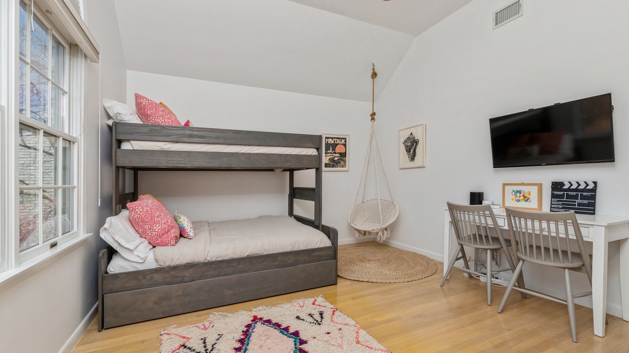 Photo of Bedroom in Westhampton