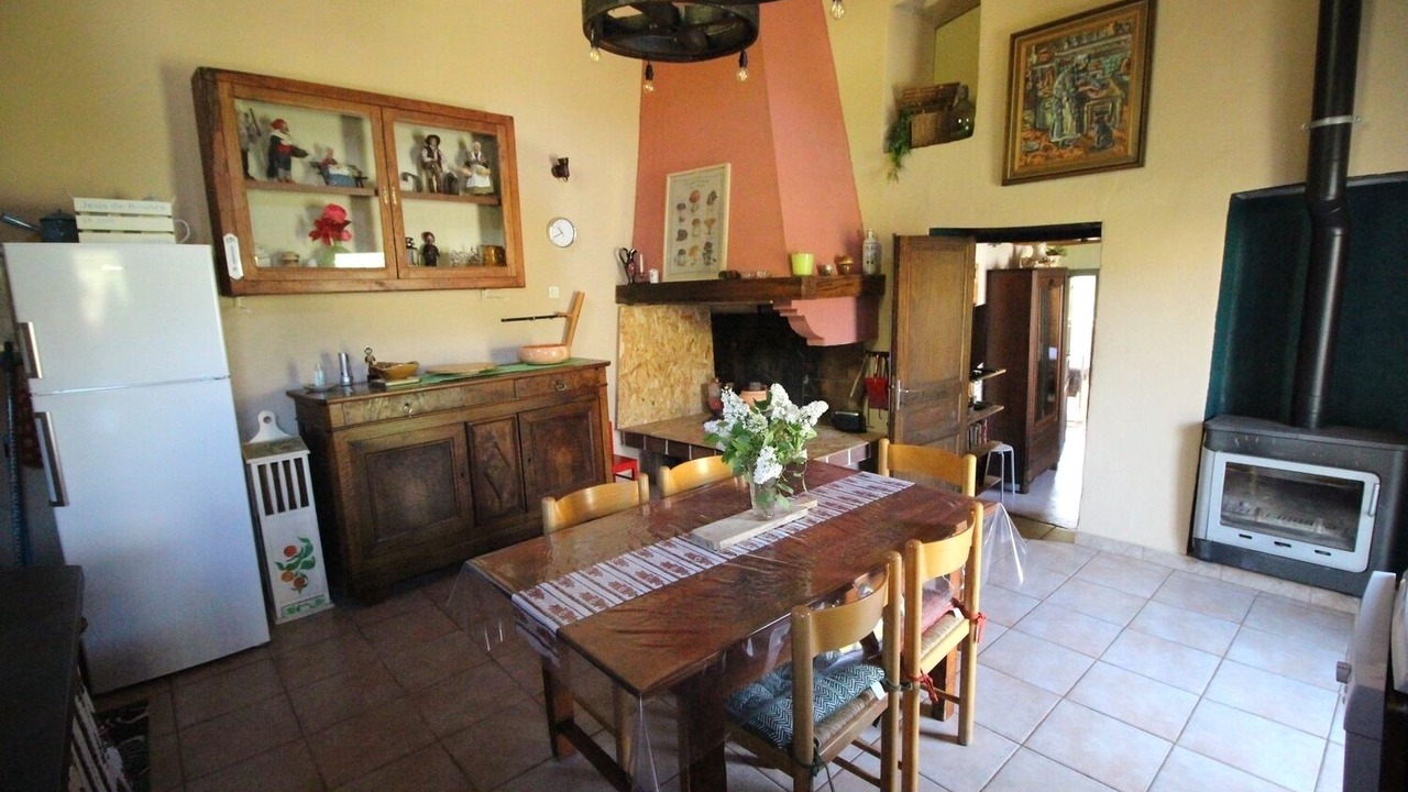 Photo of Others in Avene