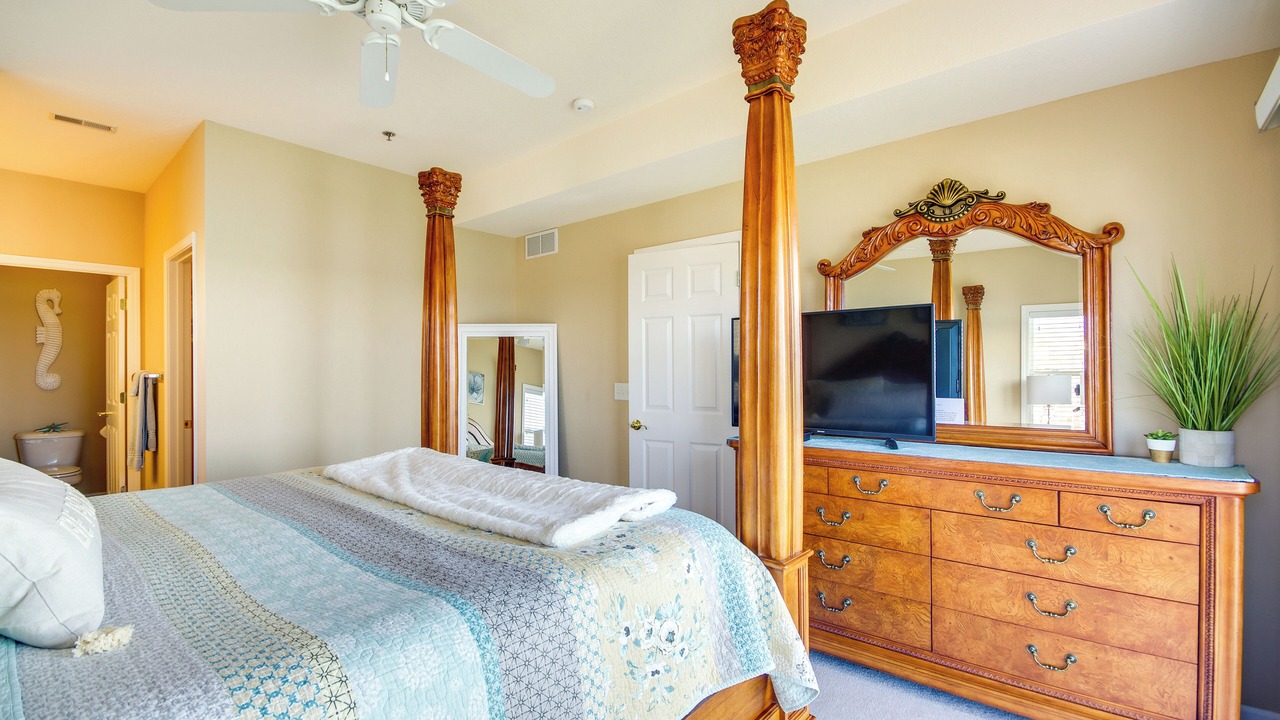 Photo of Bedroom in Lake Ozark