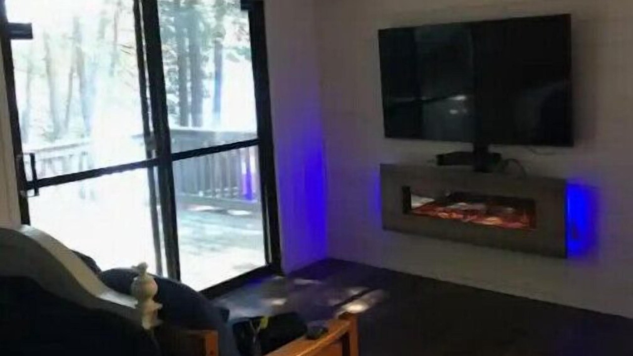 Photo of Livingroom in Irondale