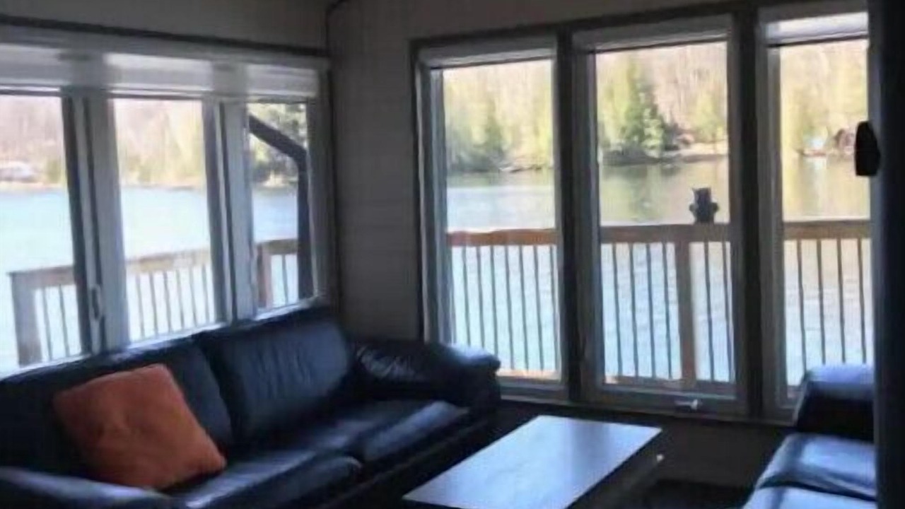 Photo of Livingroom in Irondale