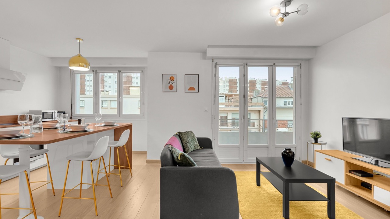 Photo of Livingroom in Croix de Pierre