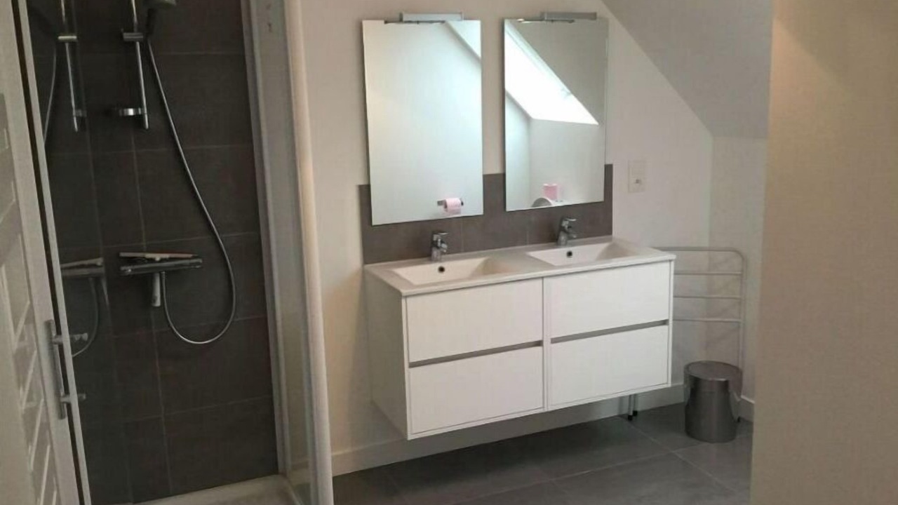 Photo of Bathroom in Clis