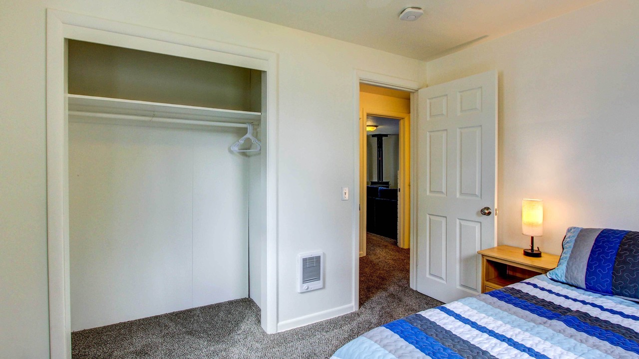 Photo of Bedroom in Western