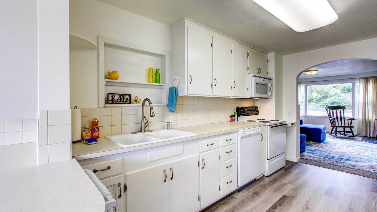 Photo of Others in Western