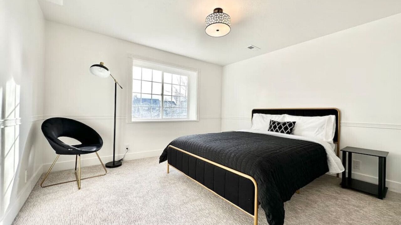 Photo of Bedroom in Draper
