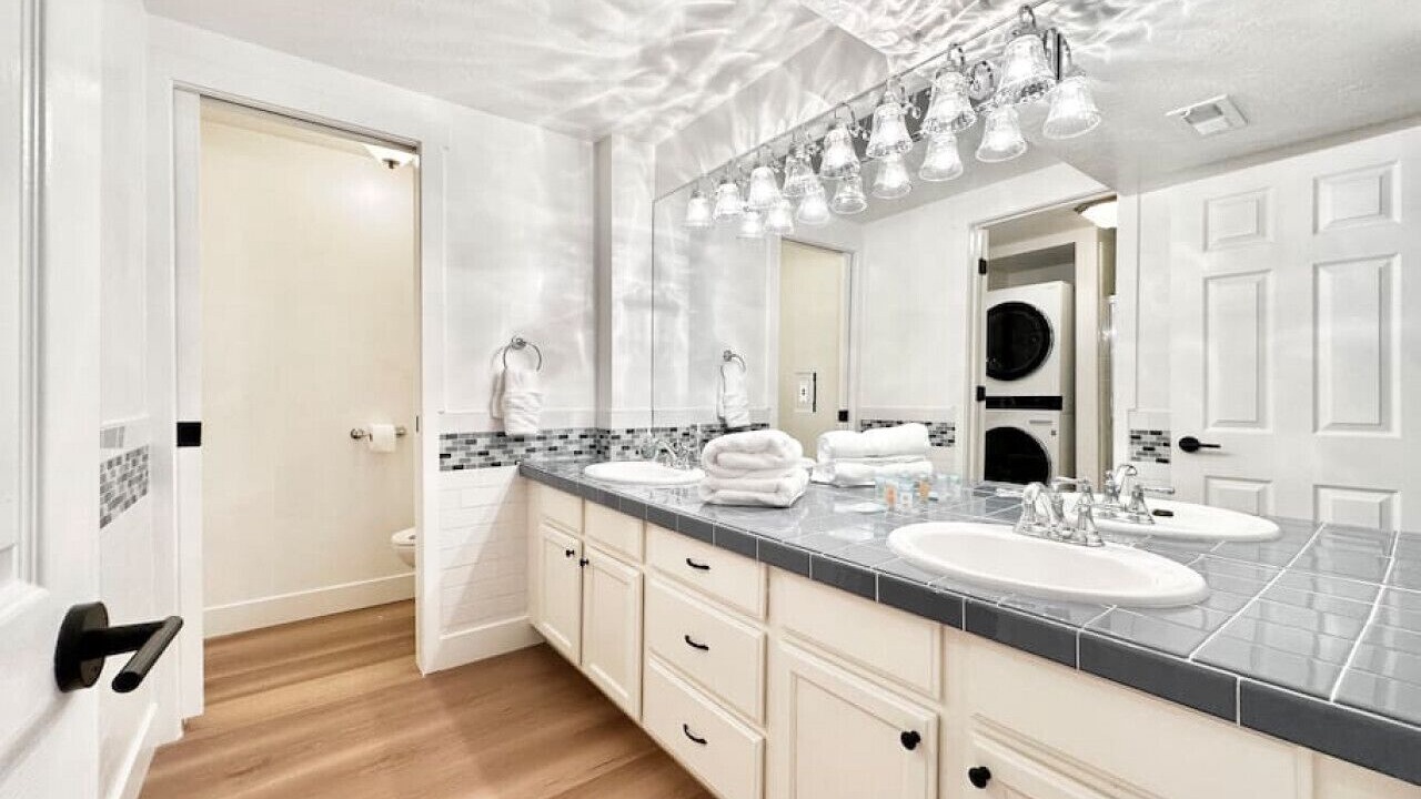 Photo of Bathroom in Draper