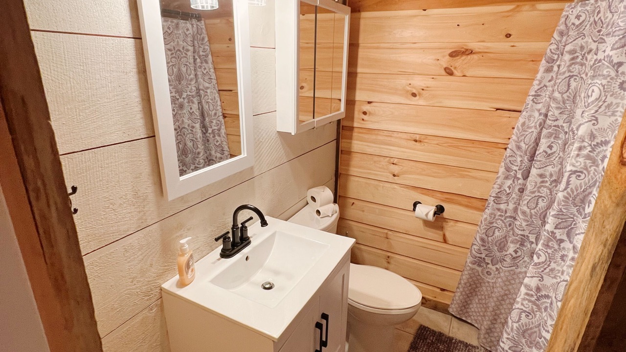 Photo of Bathroom in Phillips