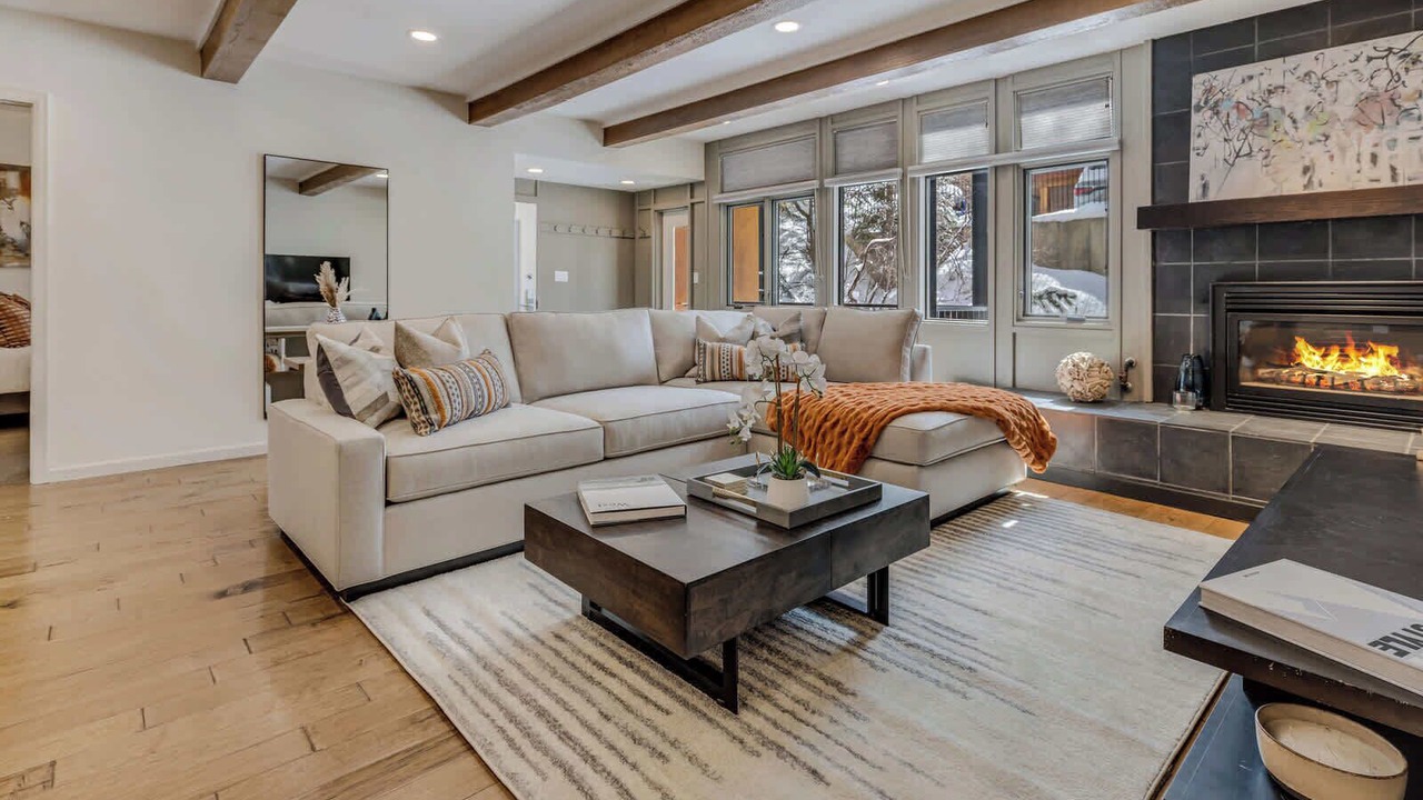 Photo of Livingroom in Aspen