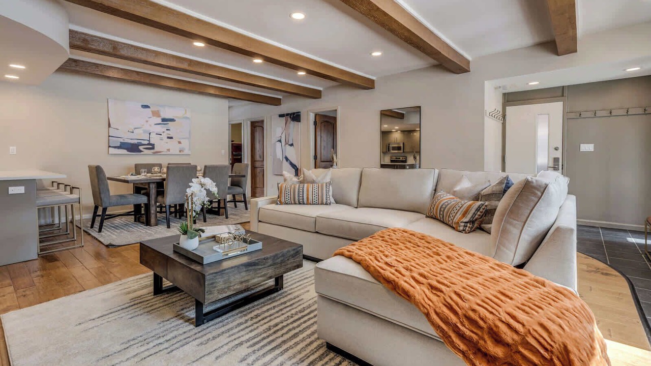 Photo of Livingroom in Aspen
