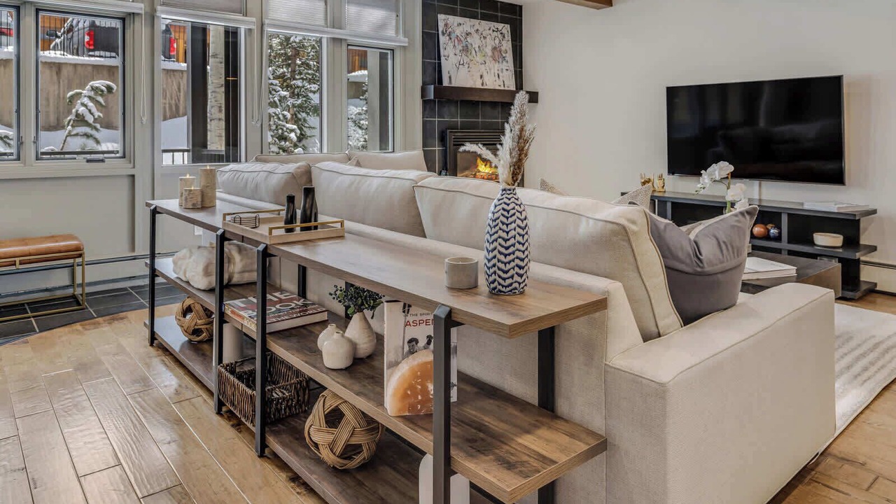 Photo of Livingroom in Aspen