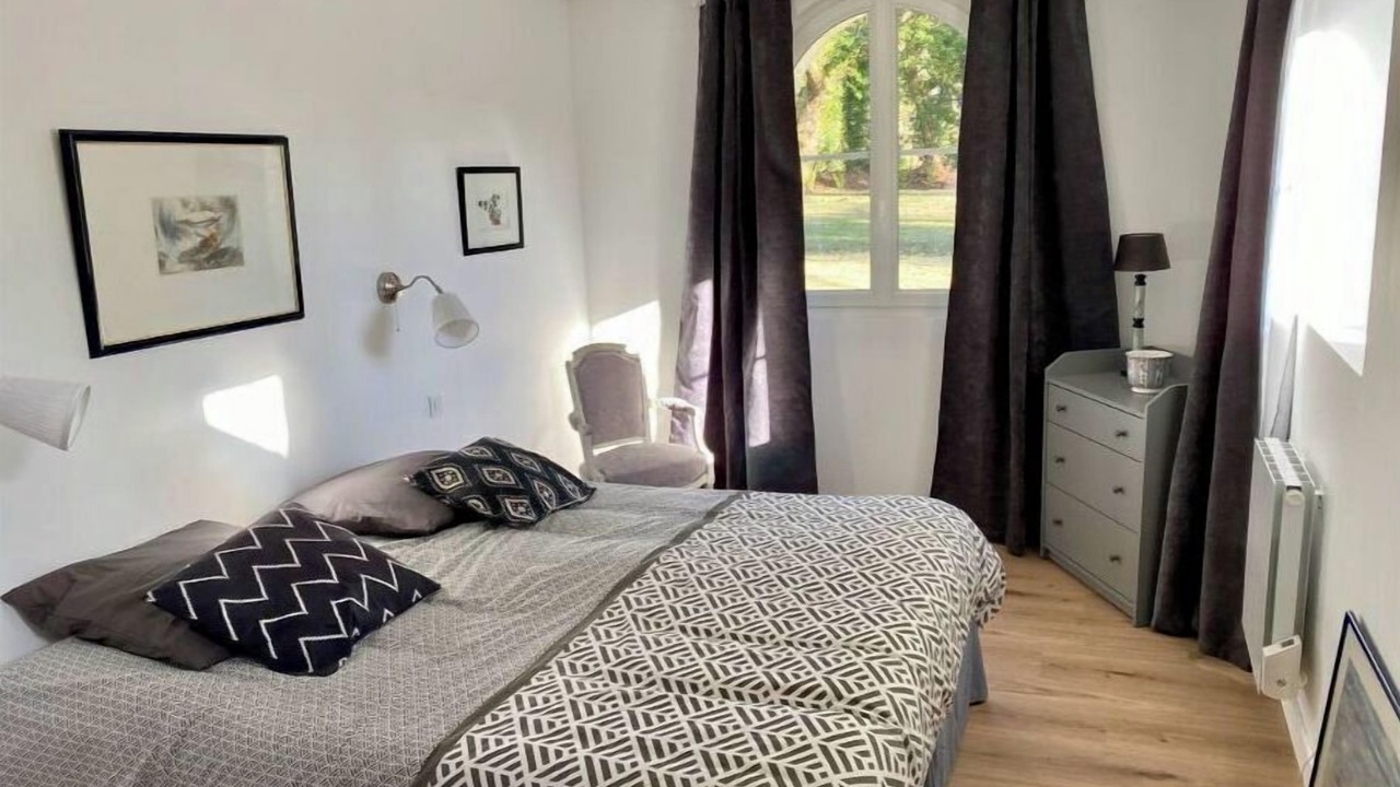 Photo of Bedroom in Rauville-la-Bigot