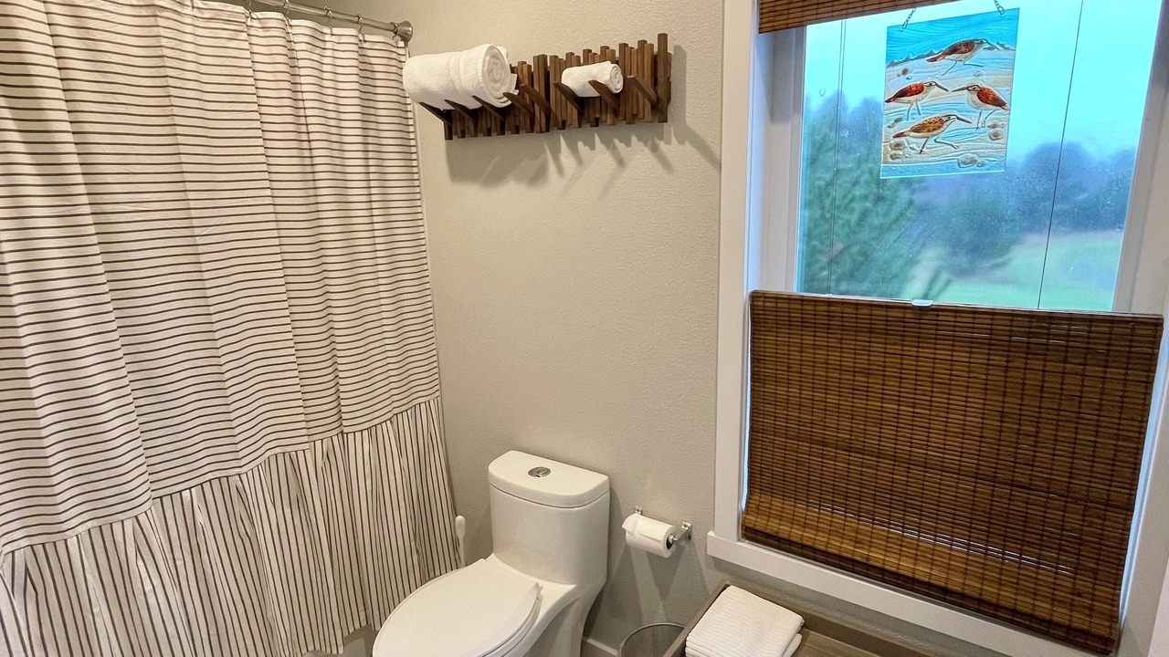 Photo of Bathroom in Grayland