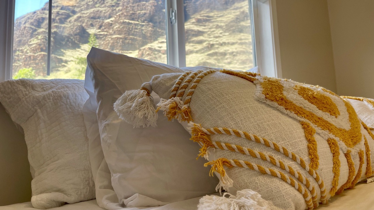 Photo of Bedroom in Nanakuli