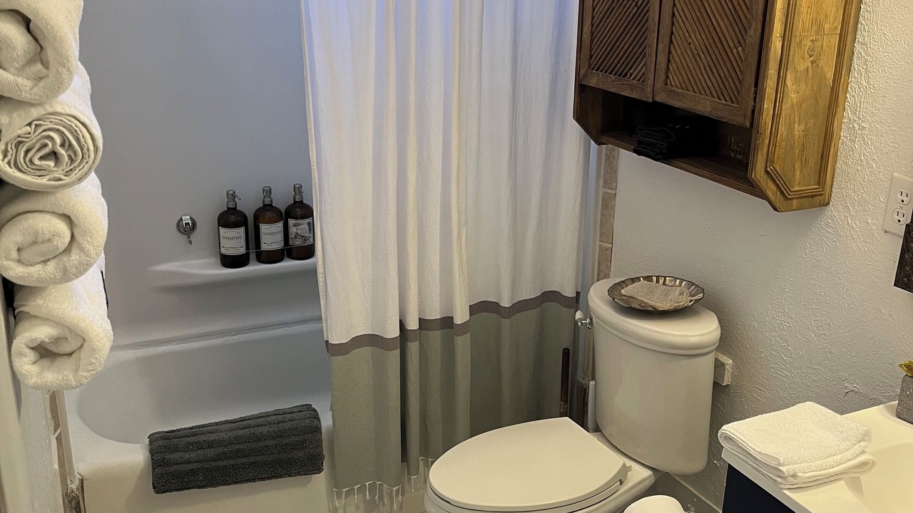 Photo of Bathroom in Los Griegos