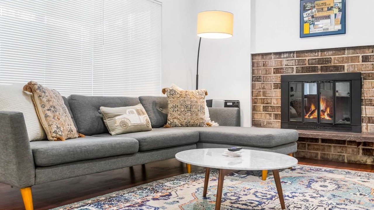 Photo of Livingroom in North Beacon Hill