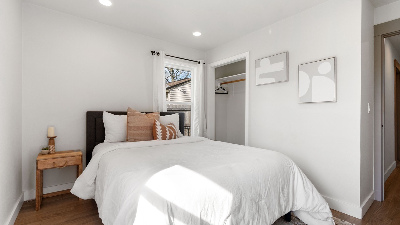 Photo of Bedroom in Keizer