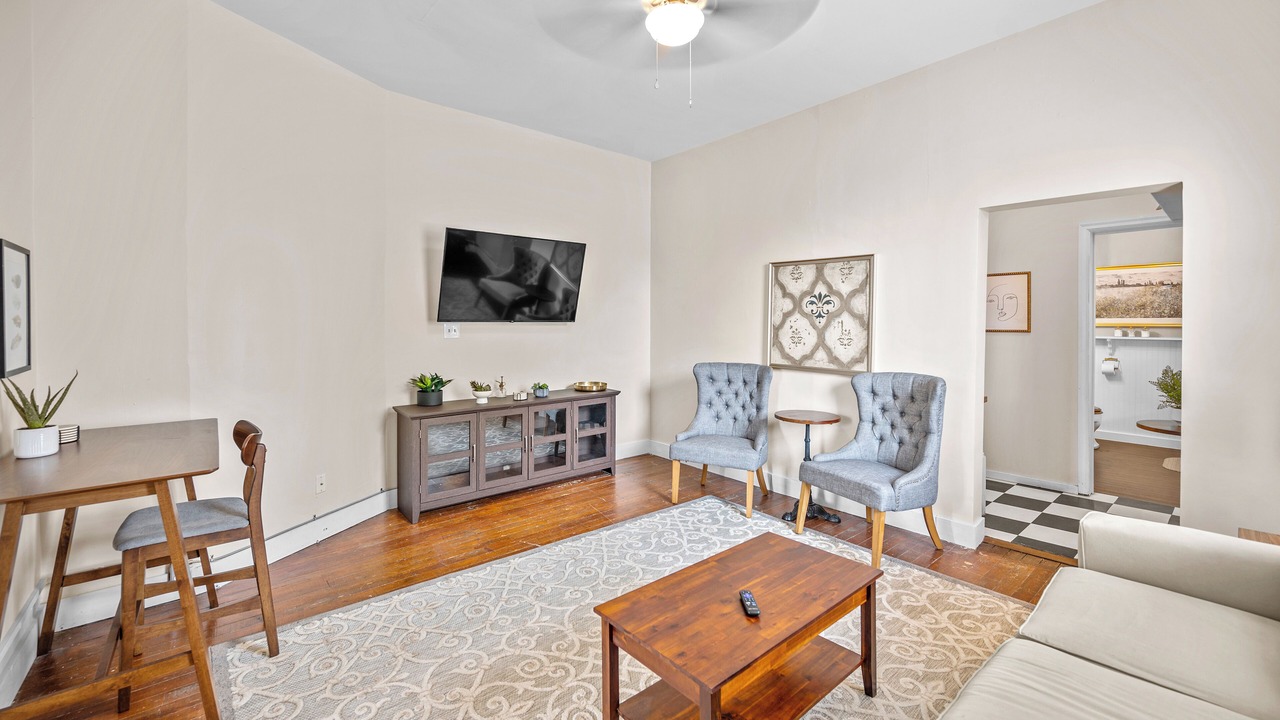 Photo of Livingroom in St. Charles