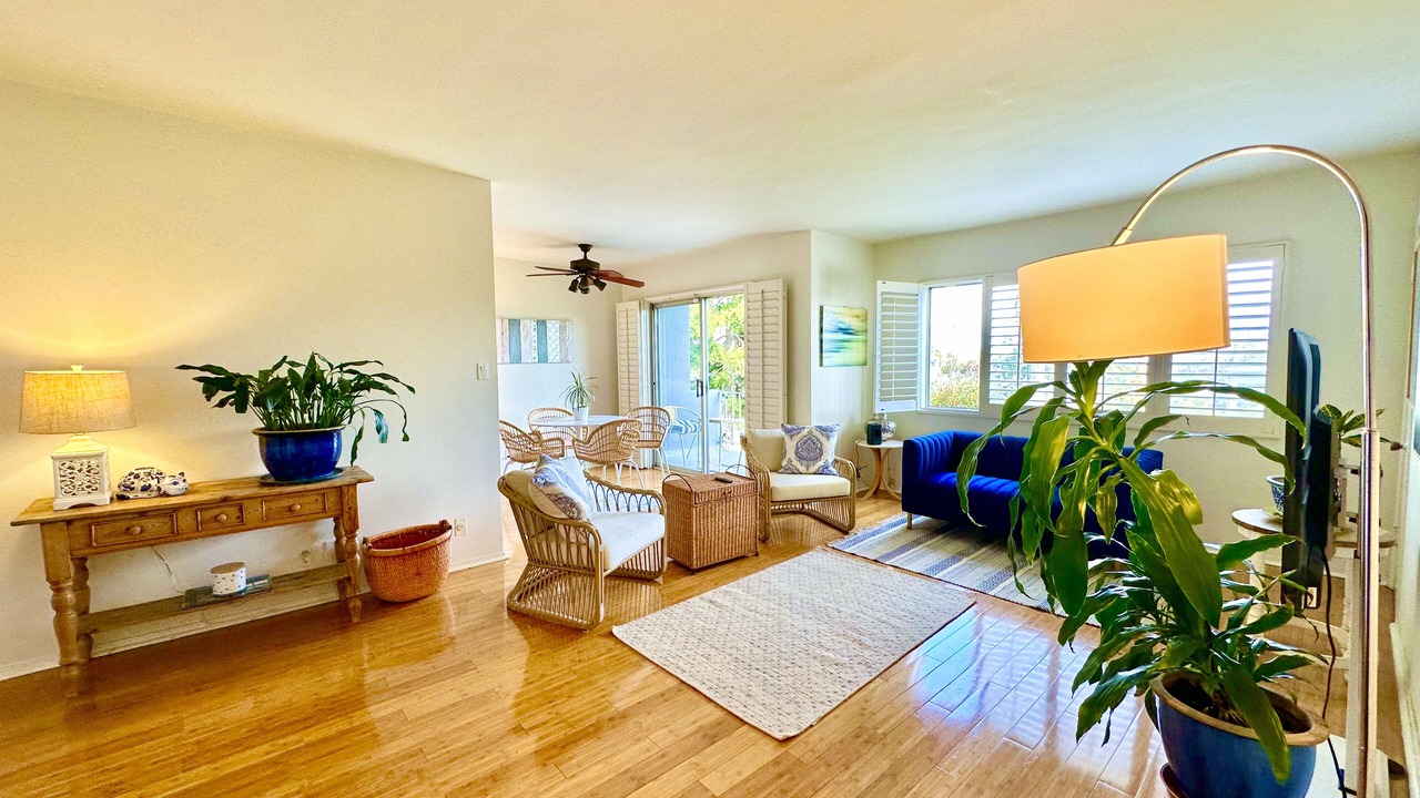Photo of Livingroom in Pico