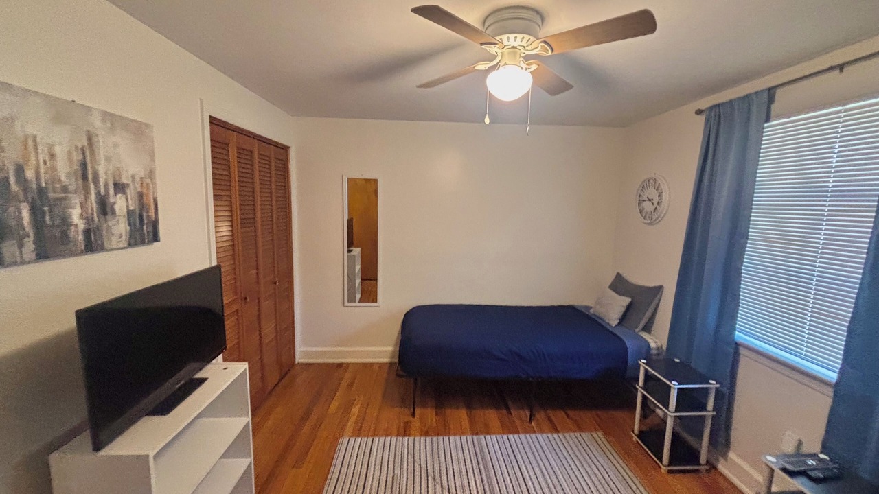 Photo of Bedroom in Franklinton