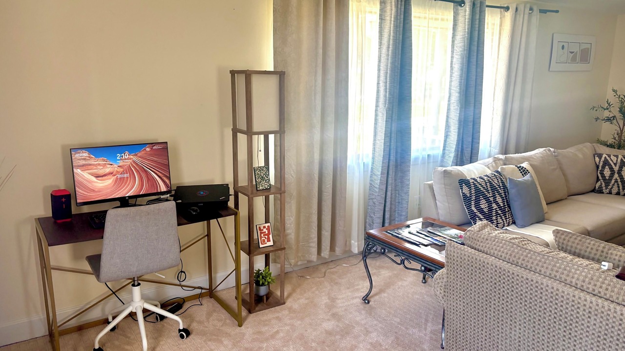 Photo of Livingroom in Franklinton