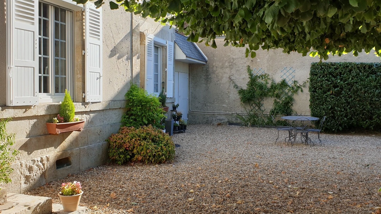 Photo of Outdoor in Bou