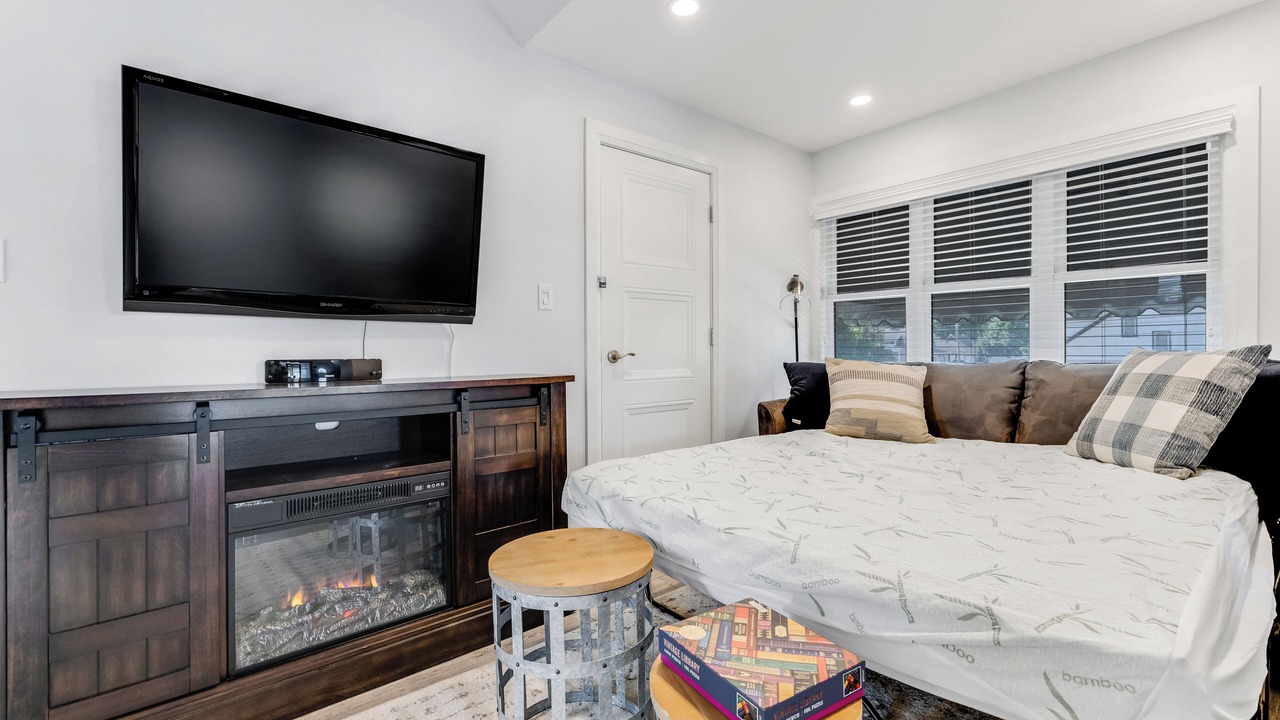 Photo of Bedroom in Tecumseh