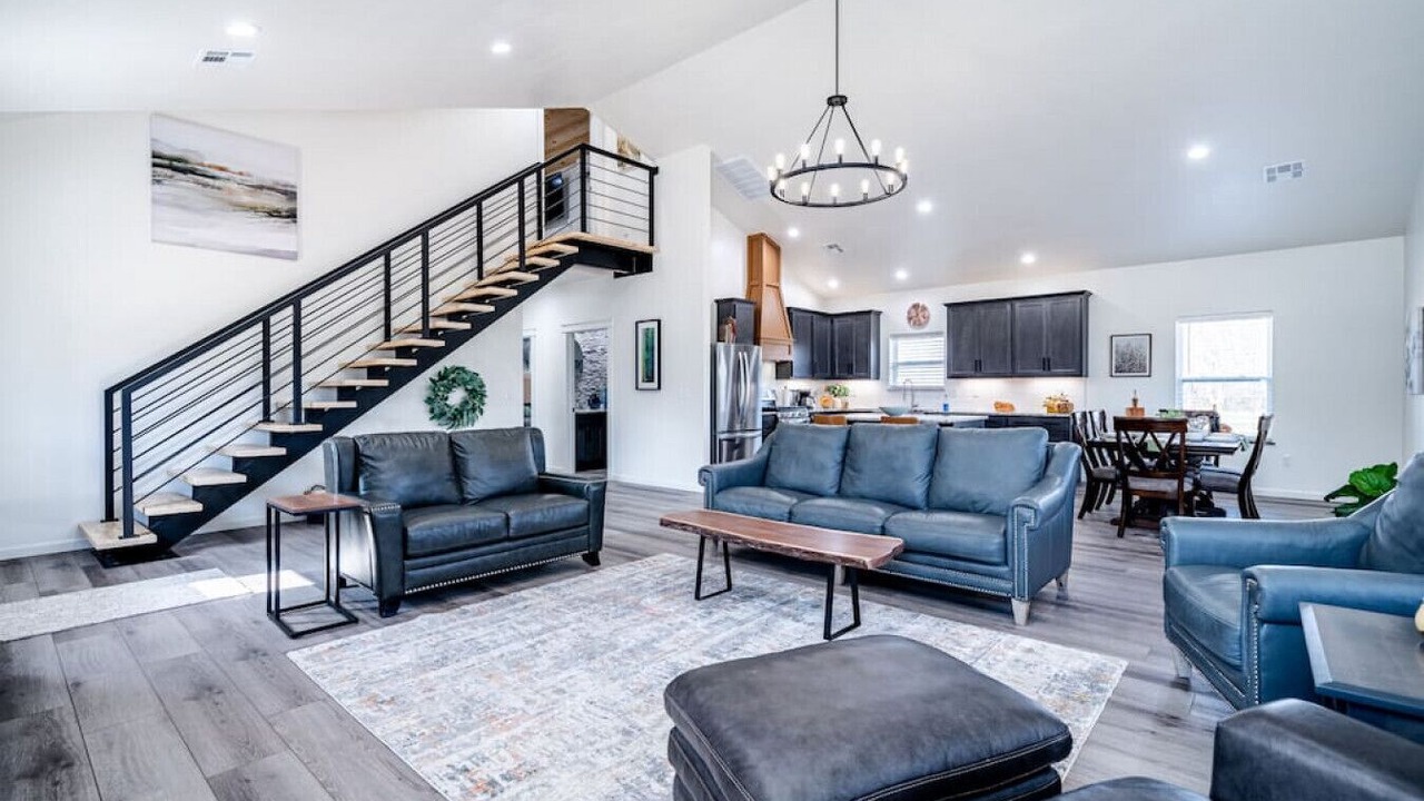 Photo of Livingroom in Garvin County