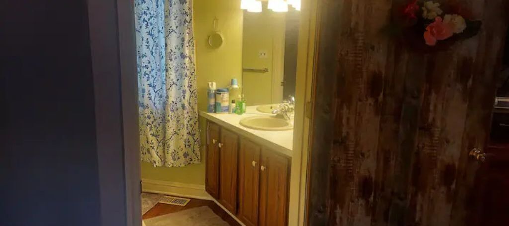 Photo of Bathroom in Newport