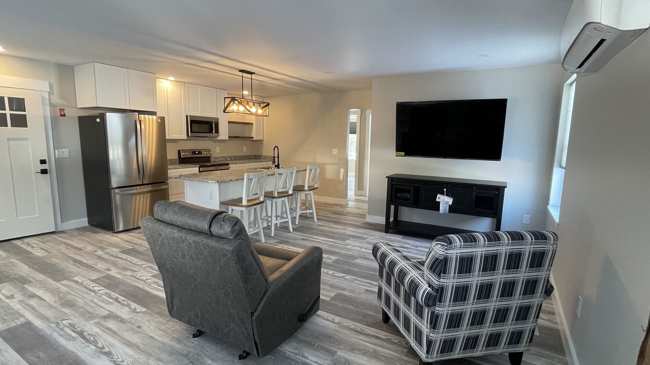 Photo of Others in Brewer