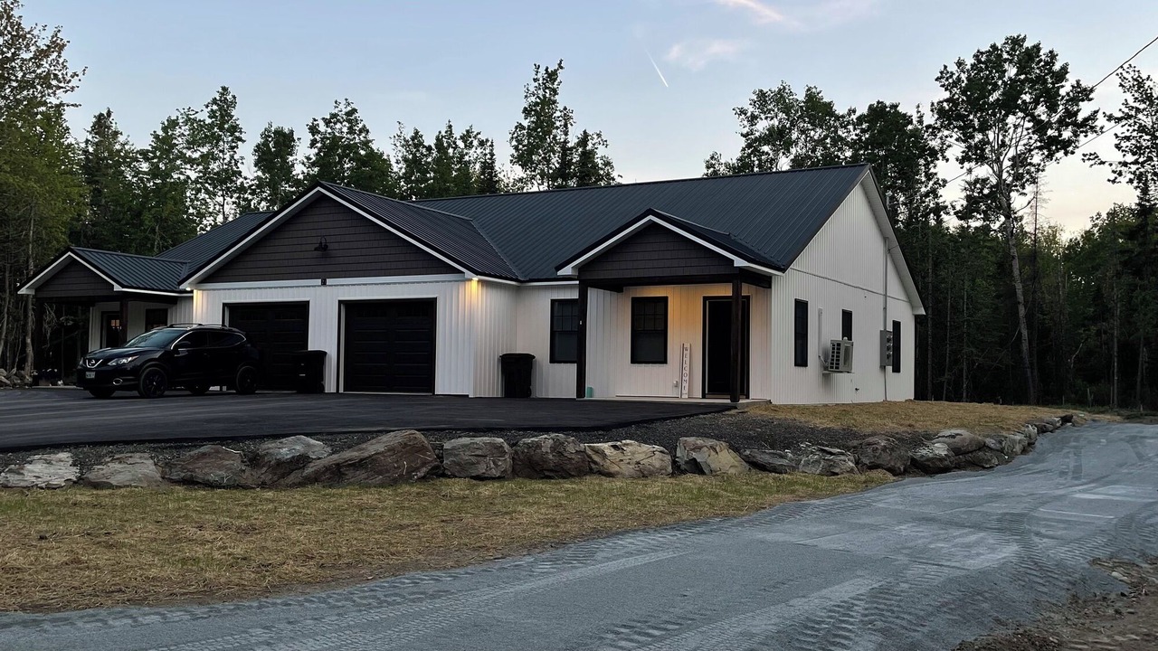 Photo of Others in Brewer