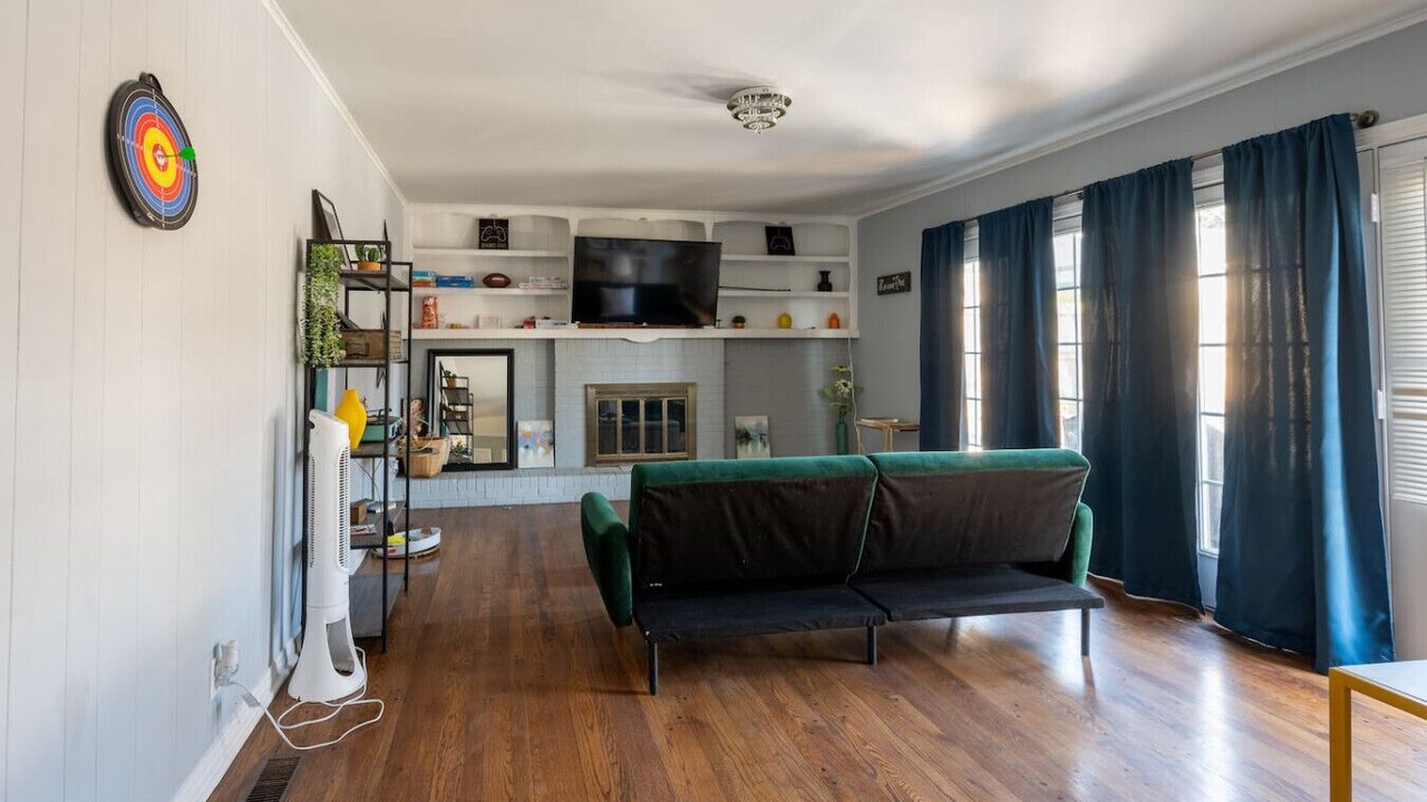 Photo of Livingroom in Tulsa