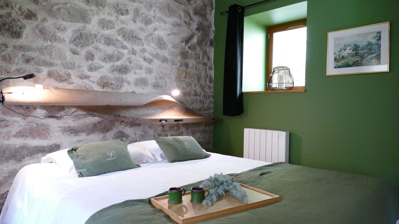 Photo of Bedroom in Semur-en-Auxois