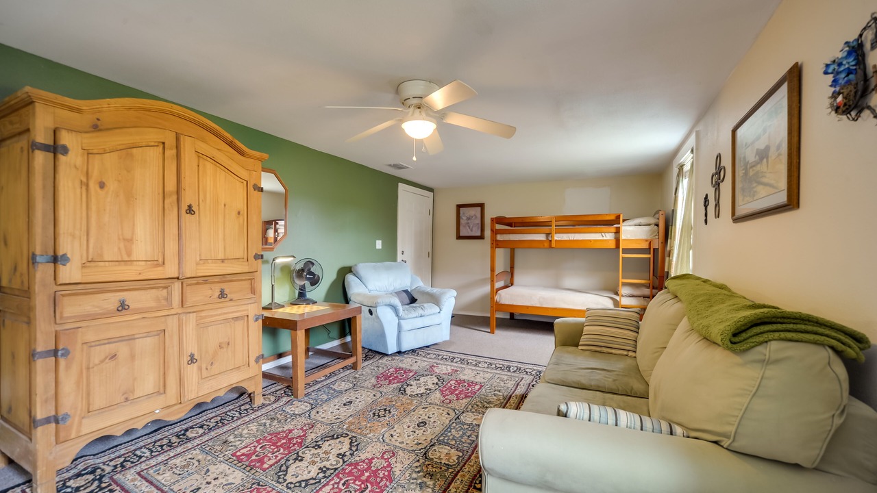 Photo of Livingroom in Kerrville