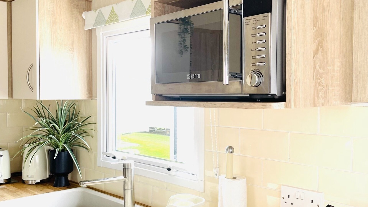 Photo of Others in Cayton Bay